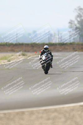 media/Sep-20-2025-TrackDaz (Sat) [[27f0cde673]]/A Group/2pm (Turn 9)/